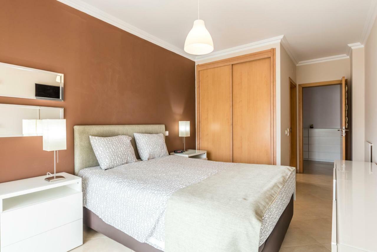 Apartamento Perto Praia, Com Piscina Алвор Экстерьер фото
