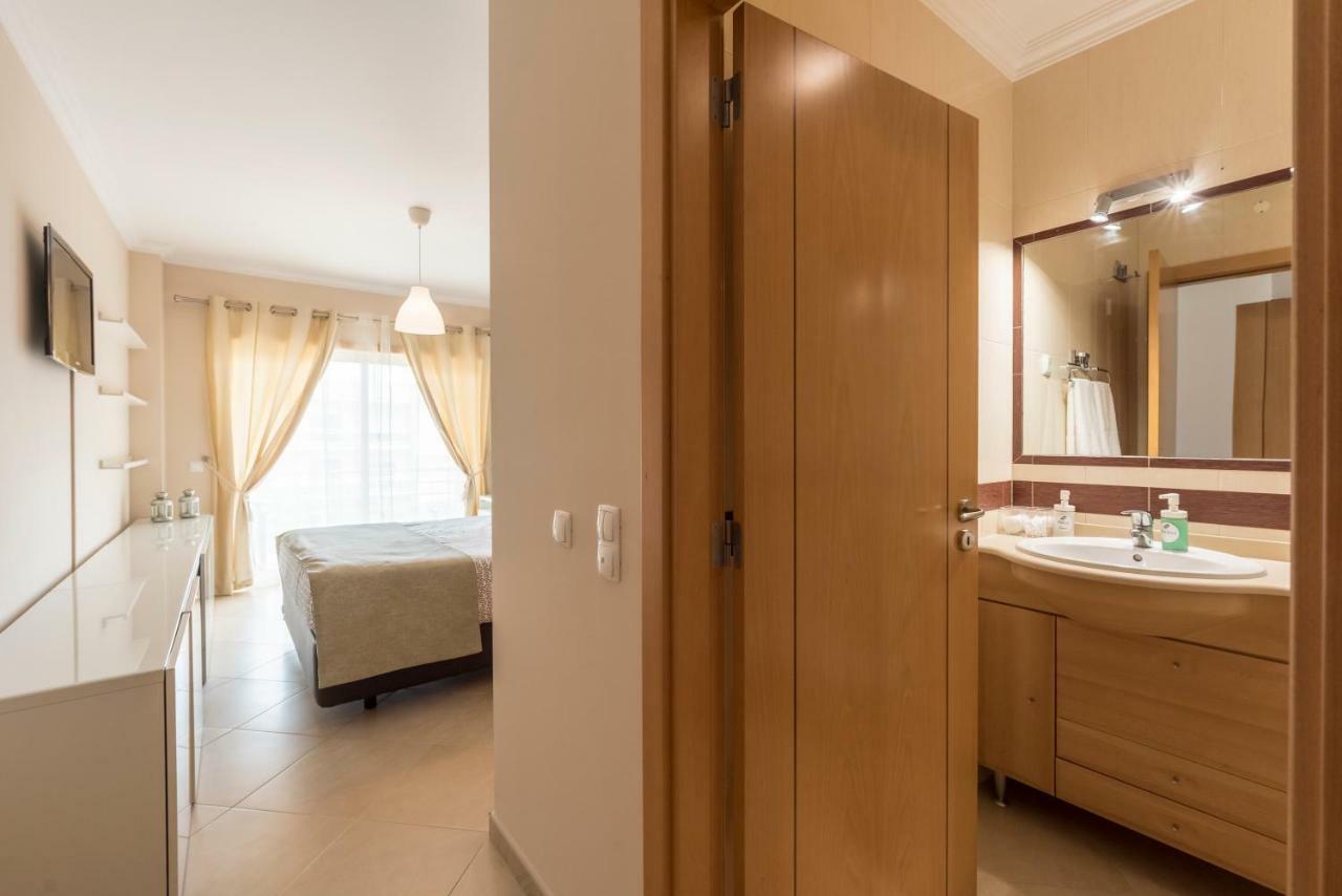 Apartamento Perto Praia, Com Piscina Алвор Экстерьер фото